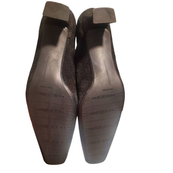 Stuart Weitzman Black Suede Perforated  Square Toe Kitten Heel Pumps Loafer With - Picture 4 of 5